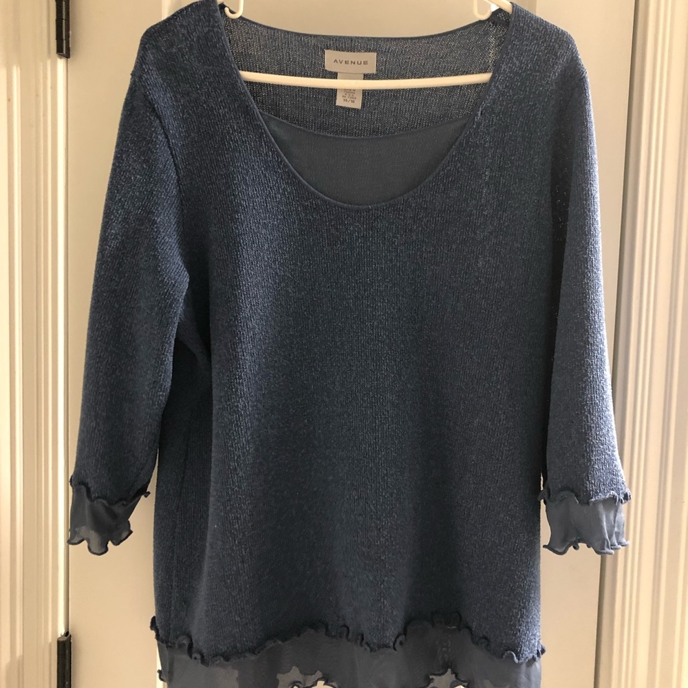 1/2 sleeve blue shirt - Picture 1 of 1